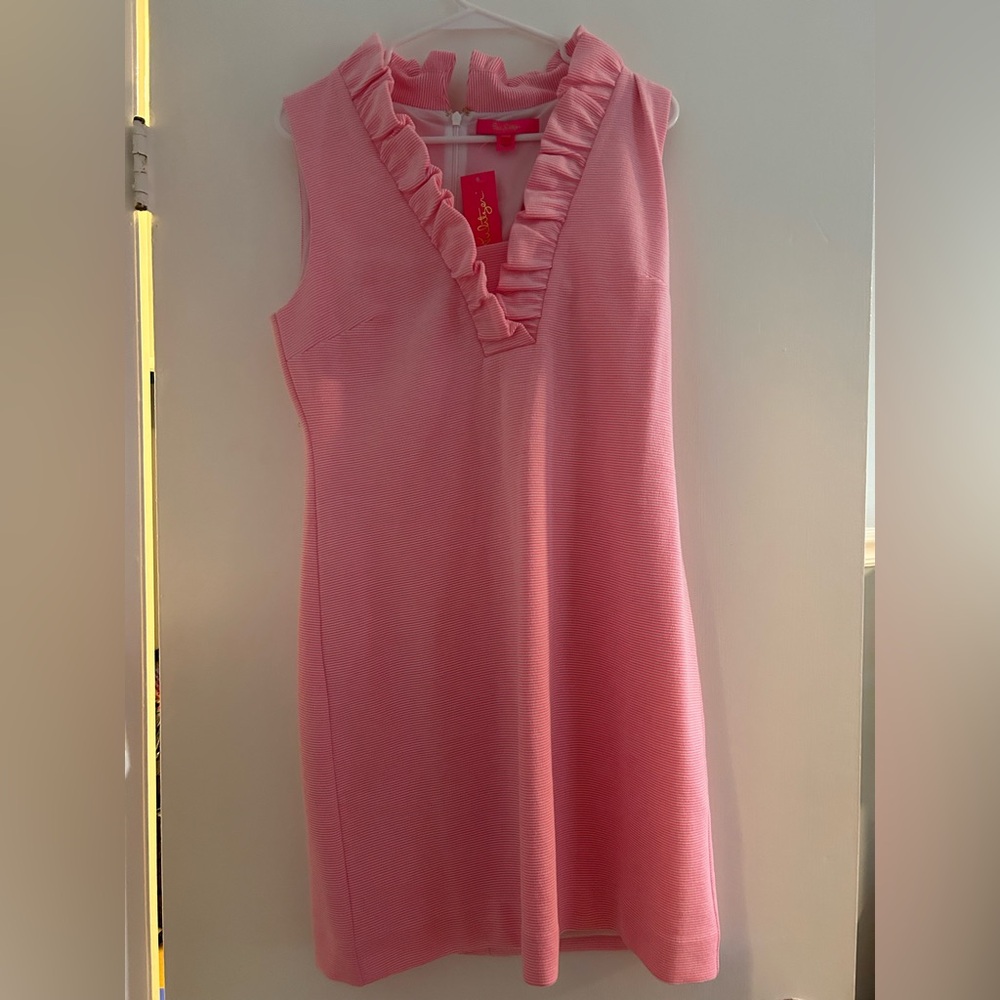 Fun pink party party dress. Lily Pulitzer NWT